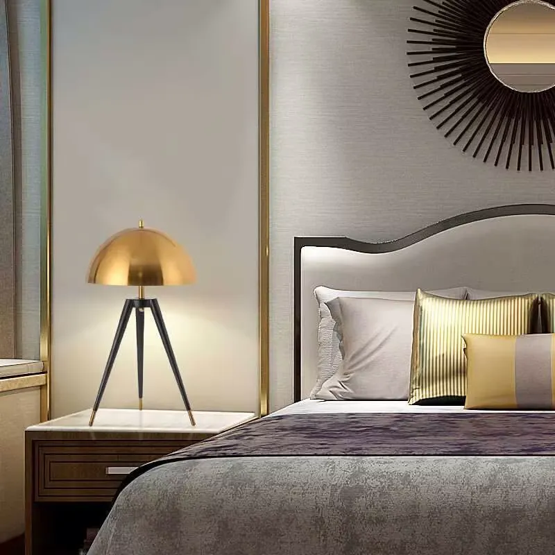 Nowoczesna żelazna lampa stoło – Home Decor Lighting Manufacturer recenzja i cena