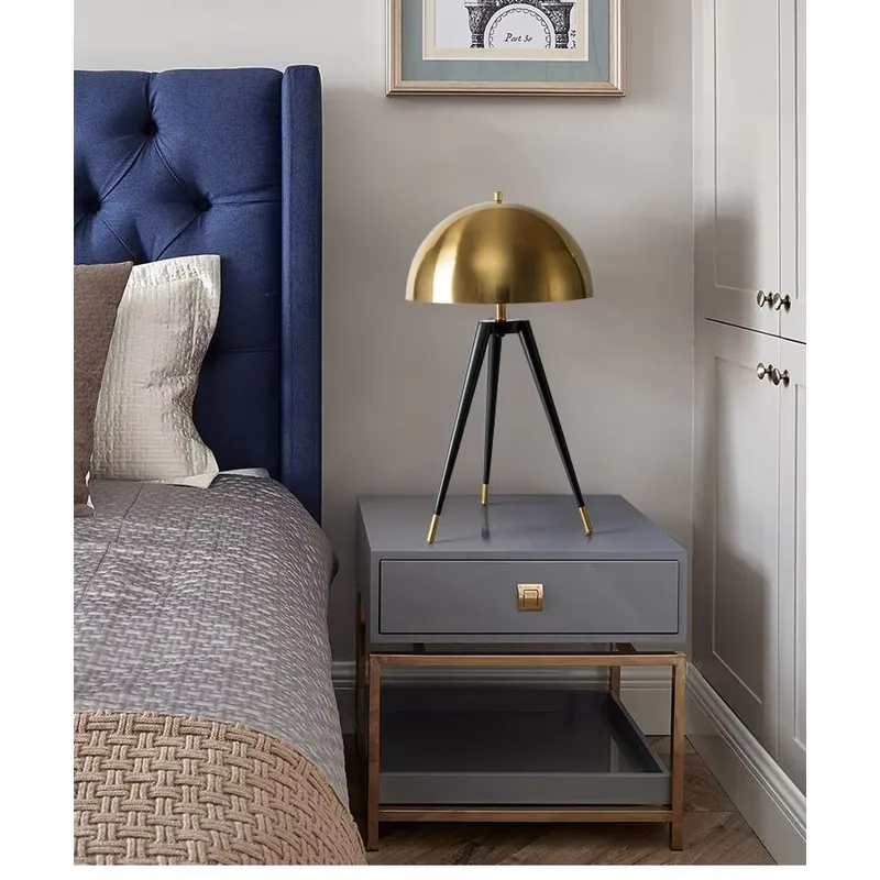 Nowoczesna żelazna lampa stoło – Home Decor Lighting Manufacturer recenzja i cena